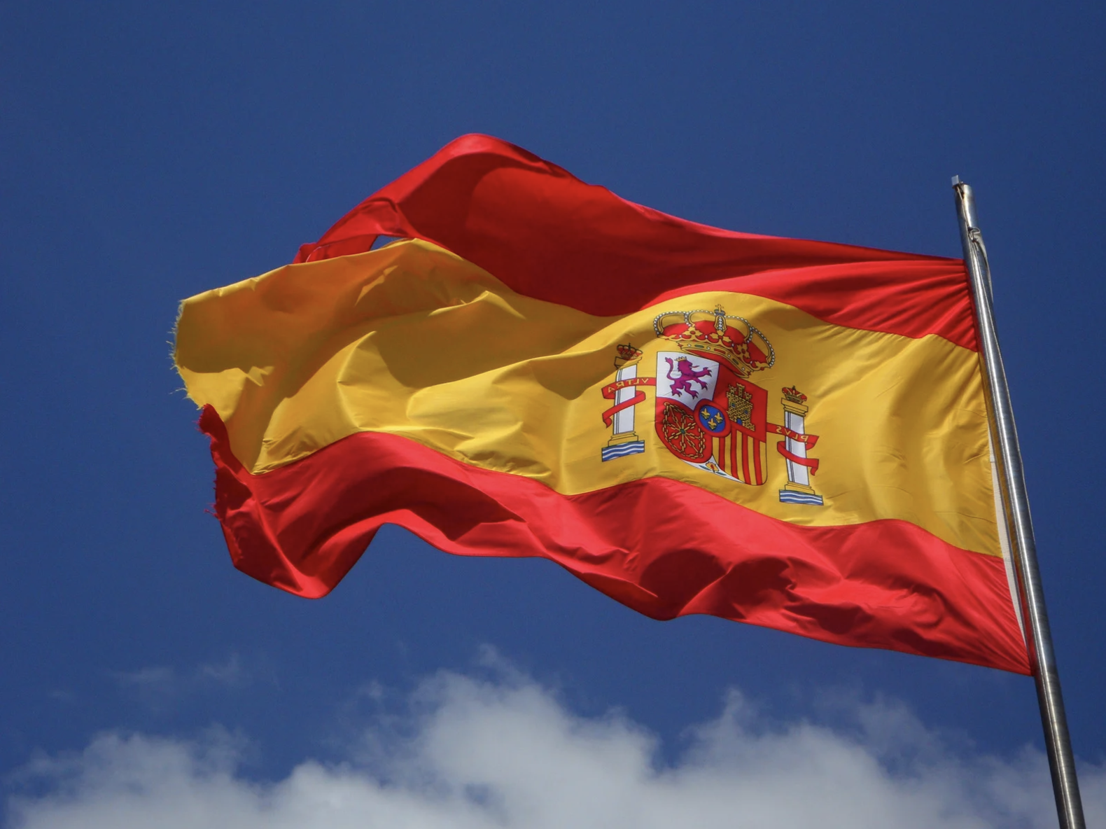 La Spagna toglie l’obbligo di quarantena