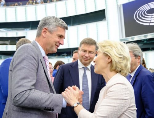 EU-Parlamentarier Herbert Dorfmann (SVP) – ein Jünger der Totengräberin  der EU – sieht zwar den Scherbenhaufen aber nicht die Ursachen